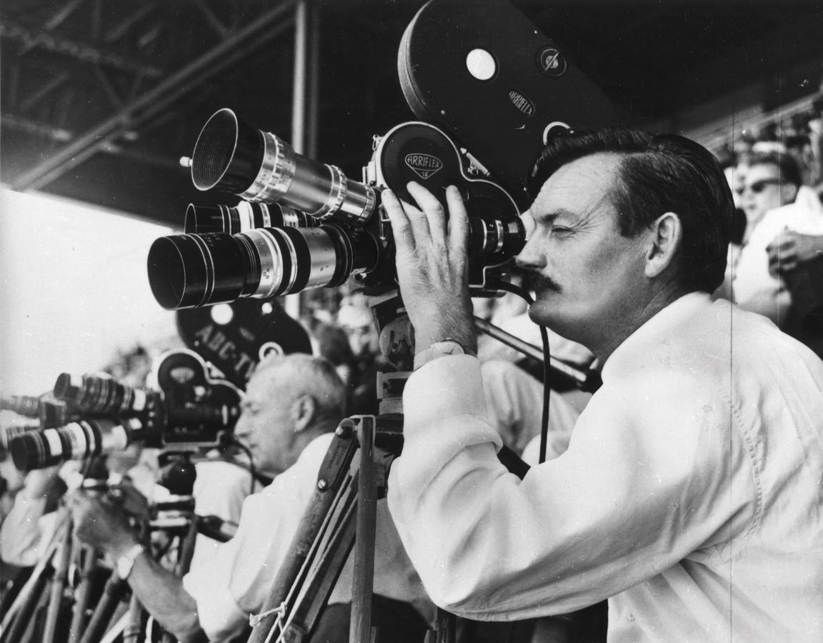 Kliknij obrazek, aby uzyskać większą wersję

Nazwa:	bild5-1950-arriflex-16-st-tv-farbe-028-2-01-data.jpg
Wyświetleń:	6
Rozmiar:	903,5 KB
ID:	17900