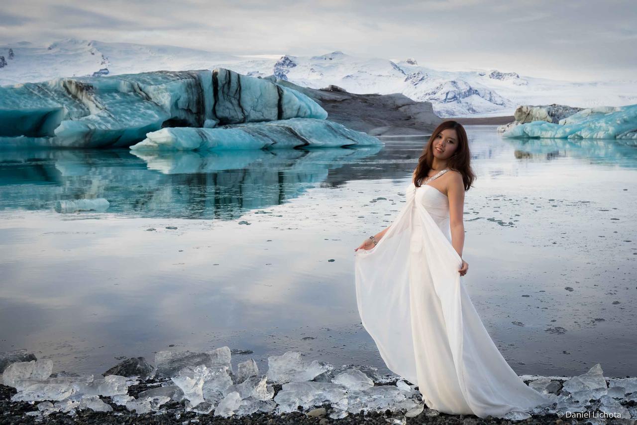 Kliknij obrazek, aby uzyskać większą wersję

Nazwa:	Queen of Ice -6.jpg
Wyświetleń:	146
Rozmiar:	139,2 KB
ID:	208